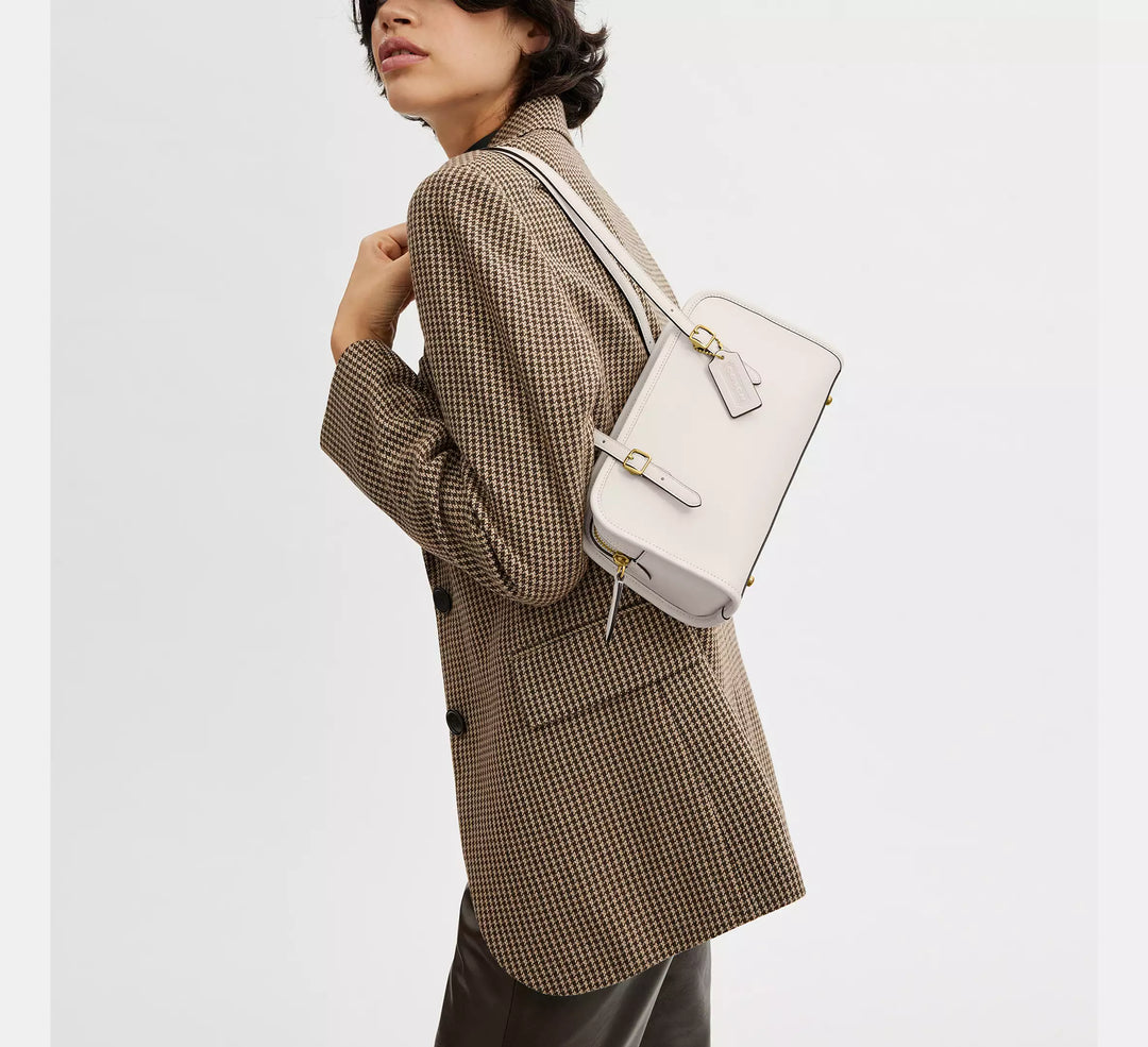 Coach Women’s Swing Zip Bag