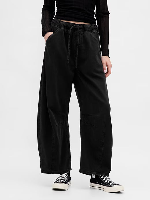 Gap Women’s Mid Rise Ultrasoft Easy Horseshoe Jeans