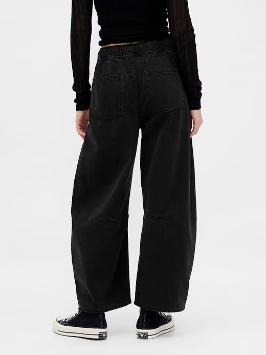 Gap Women’s Mid Rise Ultrasoft Easy Horseshoe Jeans