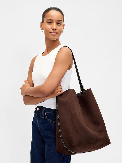 Gap Women’s Vegan Suede Bucket Bag