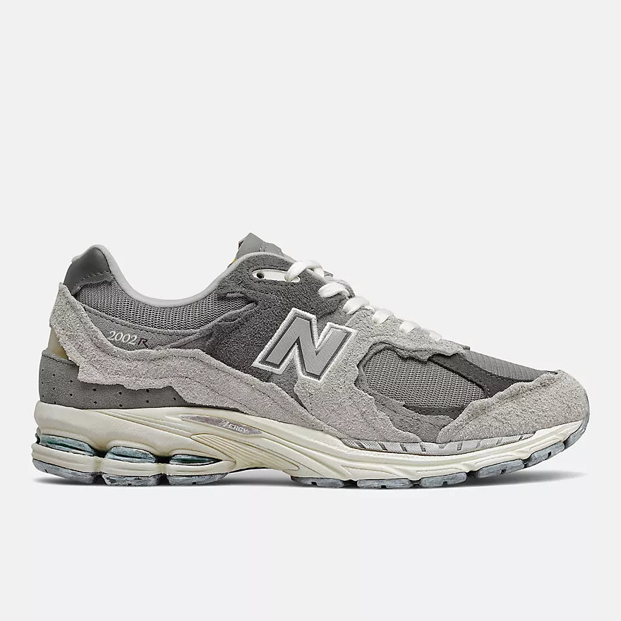 New Balance Men's 2002R Protection Pack Shoes