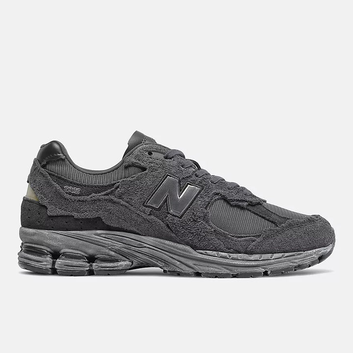 New Balance Men's 2002R Protection Pack Shoes