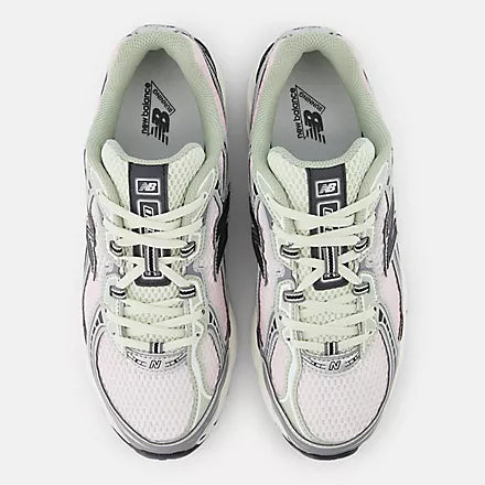 New Balance Men's 740